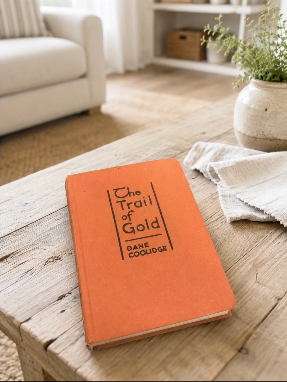 Vintage 1937 Hardback The Trail of Gold- Coolidge. 252 Pgs. Western | Gold Rush